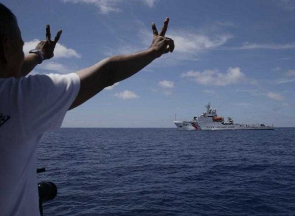 A China Coast Guard vessel attempts to block a Philippine government vessel as it tries to enter the Second Thomas Shoal/ Ayungin Shoal. (Photo: AAP).