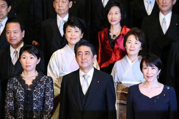 Japanese Prime Minister Shinzo Abe poses with his new female Cabinet Ministers (clockwise), Yuko Obuchi, minister of economy, trade and industry, Haruko Arimura, minister in charge of supporting women's empowerment, Midori Matsushima, minister of justice, Eriko Yamatani, chair of the National Public Safety Commission and minister in charge of the abduction issue, and Sanae Takaichi, minister of internal affairs and communications, in Tokyo on 3 September 2014. (Photo: AAP)