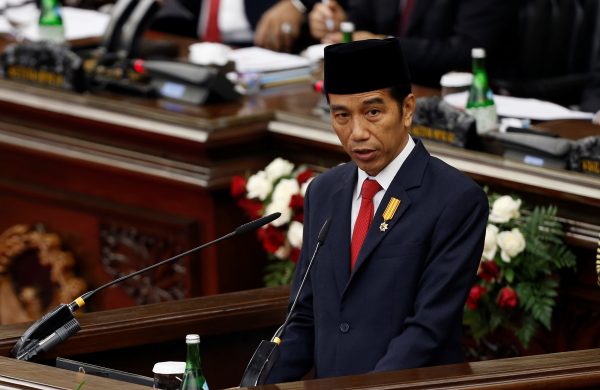 Indonesia's President Joko Widodo delivers a speech in front of parliament members at the House of Representative building in Jakarta, Indonesia, 16 August 2016. (Photo: Reuters)