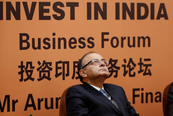 Indian Finance Minister Arun Jaitley speaks at an 'Invest in India' forum in Beijing, 24 June, 2016 (Photo: Reuters/Kim Kyung-Hoon).