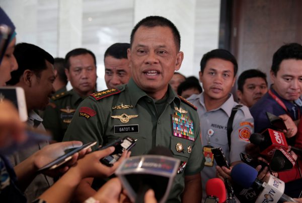 Indonesian military Chief Gatot Nurmantyo talks to reporters in Jakarta, Indonesia, 5 January 2017. (Photo: Reuters/Beawiharta).
