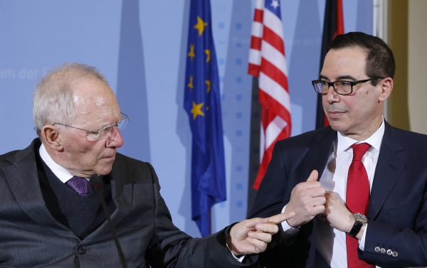 US Treasury Secretary Steve Mnuchin and German Finance Minister Wolfgang Schaeuble in Berlin, Germany 16 March 2017. (Photo: Reuters/Fabrizio Bensch).