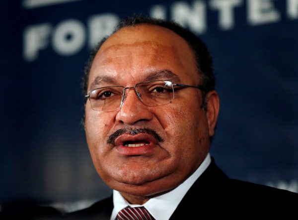 Papua New Guinea's Prime Minister Peter O'Neill makes an address to the Lowy Institute in Sydney, Australia, 29 November 2012. (Photo: Reuters/Tim Wimborne).