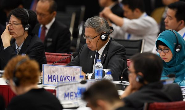 Malaysia's Trade Minister Mustapa Mohamed attends the APEC Ministers Responsible For Trade meeting in Hanoi, 20 May 2017. (Photo: Reuters/Hoang Dinh Nam).