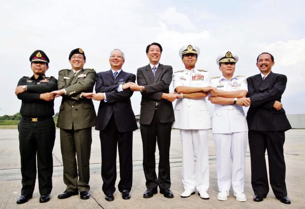 Then Defence ministers and army chiefs of Malaysia, Singapore, Indonesia and Thailand launch surveillance programme in Malaysia. The four Southeast Asian nations guarding the Malacca Strait had then started joint air patrols of the vital sea lane (Photo: Reuters/Bazuki Muhammad).