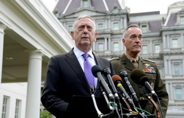 Secretary of Defense James Mattis makes a statement outside the West Wing of the White House in response to North Korea's latest nuclear testing, as Chairman of the Joint Chiefs of Staff Gen. Joseph Dunford listens, Washington DC, 3 September, 2017 (Photo: Reuters/Mike Theiler).
