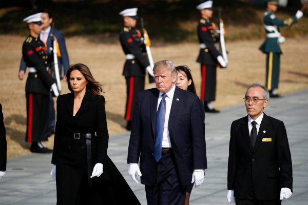 US President Donald Trump and first lady Melania Trump arrive at the National Cemetery in Seoul, South Korea, 8 November 2017 (Photo: Reuters/Kim Hong-Ji).