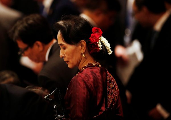 Myanmar leader Aung San Suu Kyi attends the APEC-ASEAN dialogue, on the sidelines of the APEC summit, in Danang, Vietnam, 10 November 2017 (Photo: Reuters/Jorge Silva).