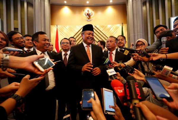 Perry Warjiyo, Indonesia's new central bank governor, speaks to members of the media following his inuaguration in Jakarta, Indonesia, 24 May 2018 (Photo: Reuters/Willy Kurniawan).