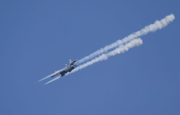 A Sukhoi SU-35 fighter aircraft performs during the ‘Aviadarts’ military aviation competition at the Dubrovichi range near Ryazan, Russia, 2 August 2015 (Photo: Reuters/Maxim Shemetov).
