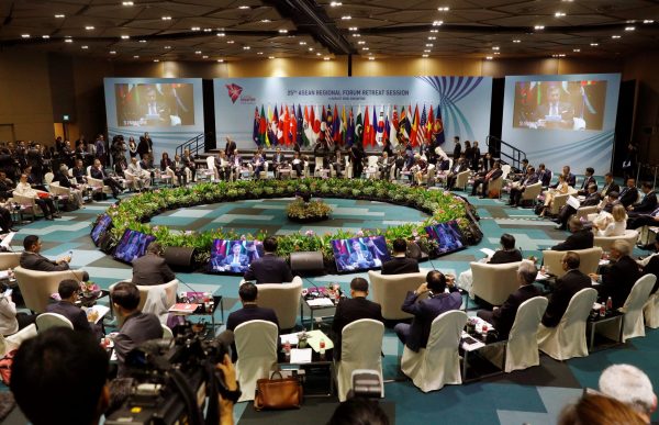 Foreign ministers attend the ASEAN Regional Forum Retreat Session in Singapore, 4 August 2018 (Photo: Reuters/Edgar Su).