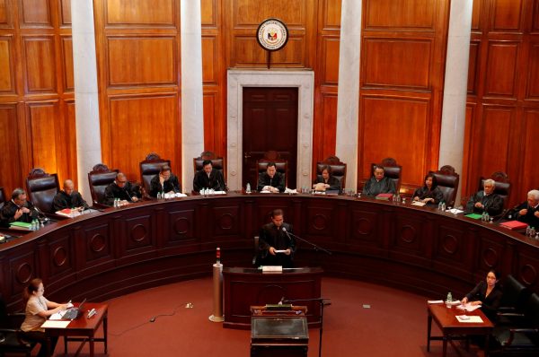 An en-banc session at the Supreme Court in Manila, Philippines, 19 June 2018 (Photo: Reuters/Erik De Castro).