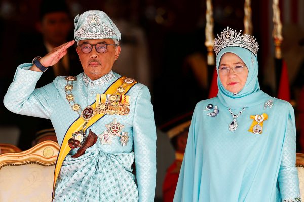 Malaysia's new King Sultan Abdullah Sultan Ahmad Shah and Queen Tunku Azizah Aminah Maimunah attend a welcoming ceremony at the Parliament House in Kuala Lumpur, Malaysia, 31 January 2019 (Photo: Reuters/Lai Seng Sin).