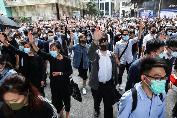 Anti-government demonstrators gather to protest in Central, Hong Kong, 14 November 2019 (Photo: Reuters/Athit Perawongmetha).