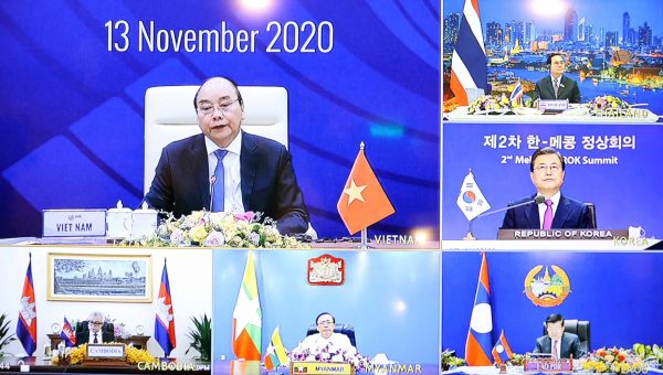 Vietnamese Prime Minister Nguyen Xuan Phuc during the ASEAN conference in Hanoi, Vietnam on 13 November 2020 (Photo: Latam News Agency via Reuters).
