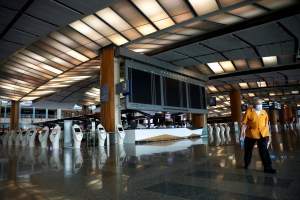 A view of an empty Changi Airport Terminal 2 before its 18-month closure due to the impact of COVID-19, Singapore, 30 April 2020 (Photo: REUTERS/Edgar Su)