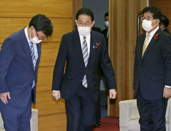 New Japanese Prime Minister Fumio Kishida before attending an extraordinary Cabinet meeting at the premier's office in Tokyo, Japan, 6 October 2021 (Photo: REUTERS/Kyodo)
