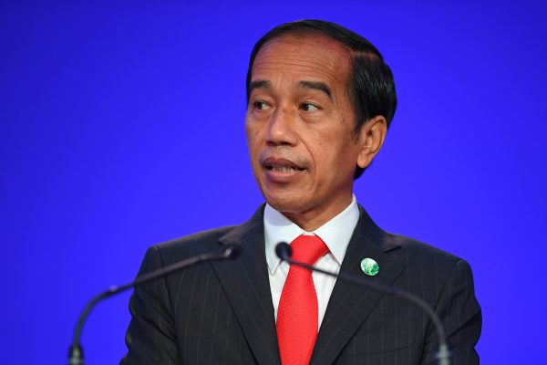 Indonesia's President Joko Widodo presents his national statement as a part of the World Leaders' Summit at the UN Climate Change Conference (COP26) in Glasgow, Scotland, Britain, 1 November 2021 (Photo: Andy Buchanan/Pool via Reuters).