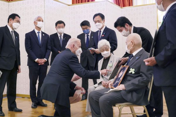 U.S. President Joe Biden meets with family members of Japanese abductees by North Korea with Japan's Prime Minister Fumio Kishida at Akasaka State Guest House in Tokyo, Japan, 23 May 2022 (Photo: Reuters/Japan Cabinet Public Relations Office).