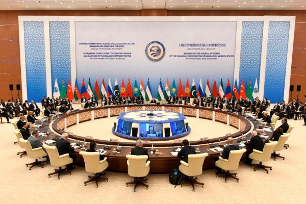 Participants attend a meeting of heads of the Shanghai Cooperation Organization member states at a summit in Samarkand, Uzbekistan, 16 September 2022 (Photo: Reuters/Foreign Ministry of Uzbekistan)