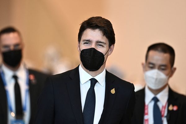 Canada's Prime Minister Justin Trudeau arrives to attend APEC Leader's Dialogue with APEC Business Advisory Council during the Asia-Pacific Economic Cooperation (APEC) summit, 18 November 2022, in Bangkok, Thailand (Photo: Reuters/Lillian Suwanrumpha).