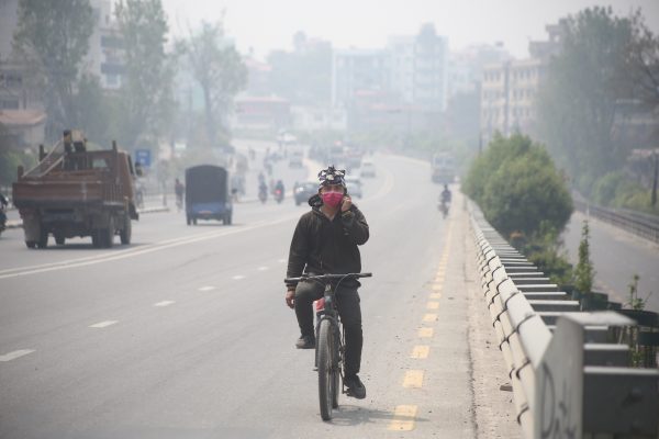 Nepal's Kathmandu valley shrouded by thick polluted haze, Kathmandu, Nepal, 16 April 2023 (Photo: Reuters/Sanjit Pariyar).