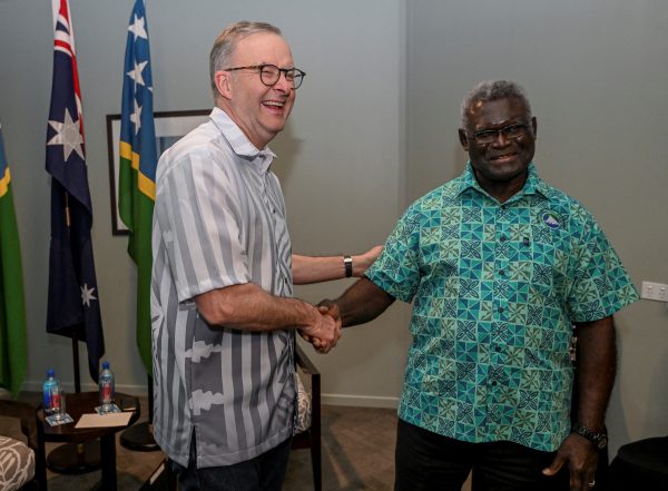 Australian Prime Minister Anthony Albanese meets with Solomon Islands Prime Minister Manasseh Sogavare at the Pacific Islands Forum in Suva, Fiji, 13 July 2022 (Photo: Reuters/Joe Armao).