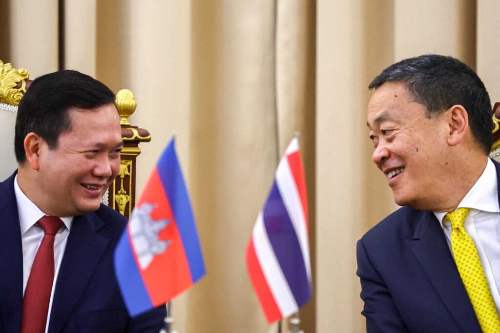 Cambodian Prime Minister Hun Manet and Thailand's Prime Minister Srettha Thavisin look on during a signing ceremony and press conference at the Government House, Bangkok, Thailand, 7 February 2024 (Photo: Reuters/Athit Perawongmetha).