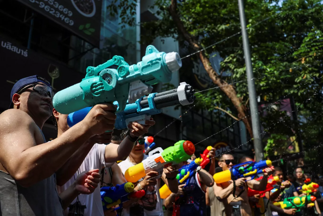 Tourists play with water as they celebrate the Songkran holidays, Bangkok, Thailand, 13 April 2024 (Photo: Reuters/Chalinee Thirasupa).